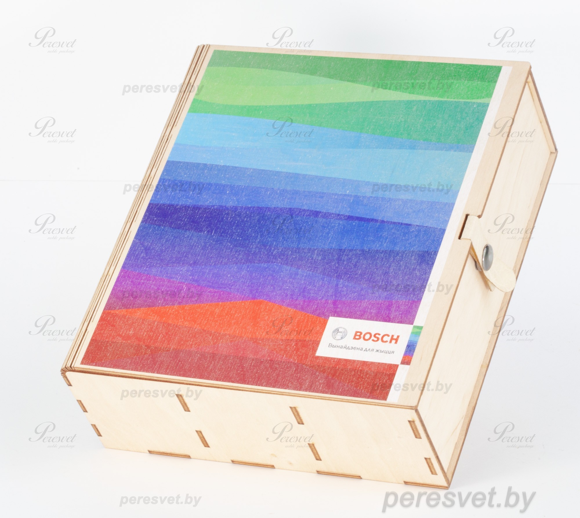 новогодняя упаковка, купить новогоднюю упаковку, упаковка для новогодних подарков купить, новогодняя упаковка оптом, Happy New Year, деревянная упаковка, упаковка для конфет, упаковка коробки конфет, упаковка для конфет на застежке Универсальная деревянная упаковка с тремя отделениями на peresvet.by