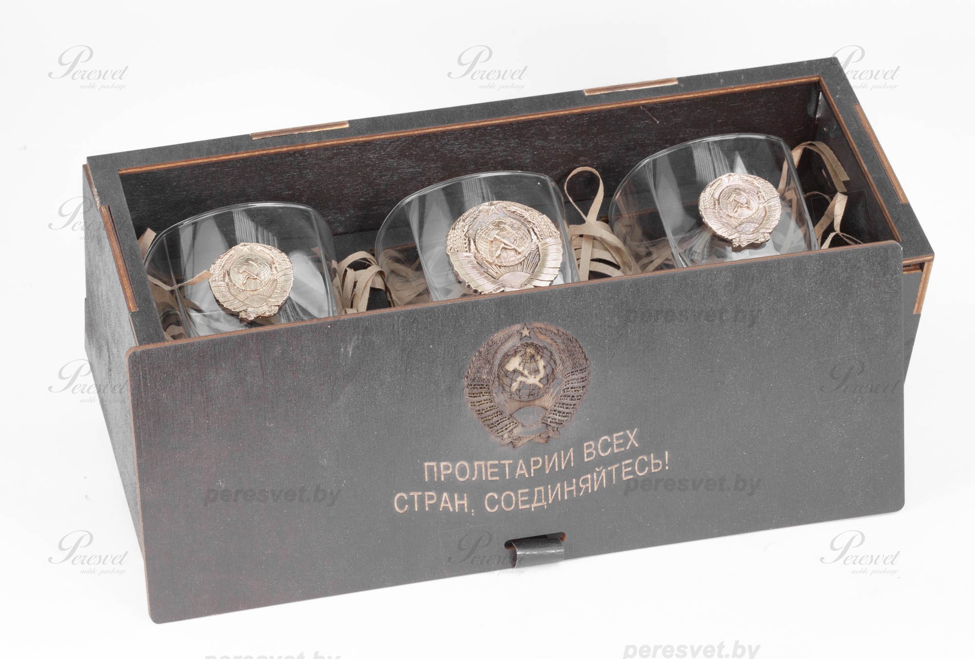 подарочные наборы, корпоративный подарок, собственное производство, набор в подарок, набор для виски, художественное литье, для виски, whiski, бронза, 23 февраля Подарочный набор Назад в СССР с бронзовыми гербами №2 на peresvet.by