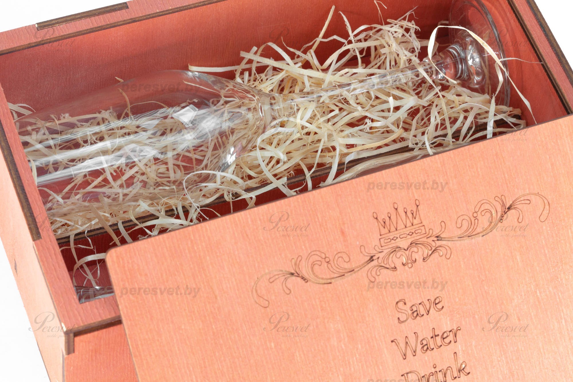 подарочные наборы, корпоративный подарок, собственное производство, набор в подарок, 8 марта, набор женский, подарок девушке, для шампанского, набор в подарок, Набор подарочный Save water drink champagne с бокалами на peresvet.by