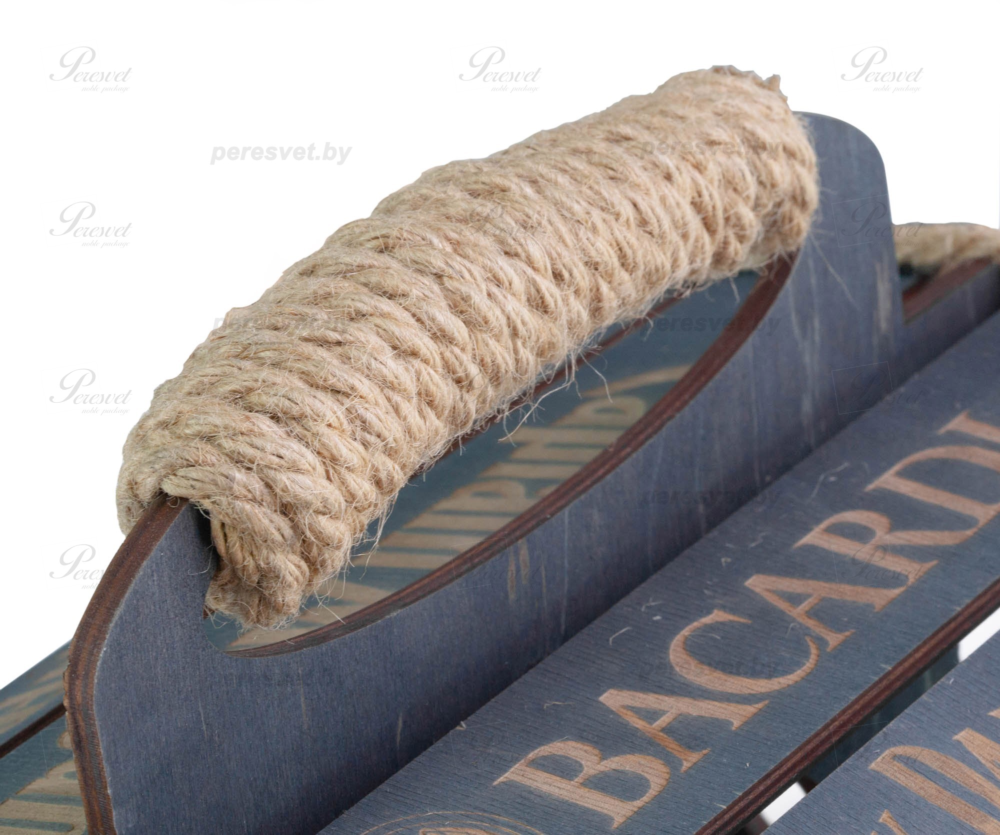 камни для виски, бар, мини бар, переносной бар, собственное производство, нанесение логотипа, карельский ледник, подарочная бочка, изделие из дерева, деревянная бочка, деревянный бар, баз из дерева, бар с собой, хранение бутылок Переносной мини бар Диоген Элит темное дерево с гравировкой с камнями для виски на peresvet.by