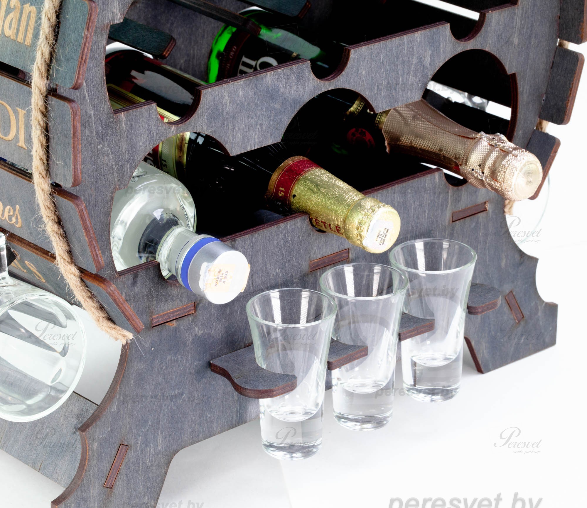 камни для виски, бар, мини бар, переносной бар, собственное производство, нанесение логотипа, карельский ледник, подарочная бочка, изделие из дерева, деревянная бочка, деревянный бар, баз из дерева, бар с собой, хранение бутылок Мини-бар Beer Cosmo на peresvet.by